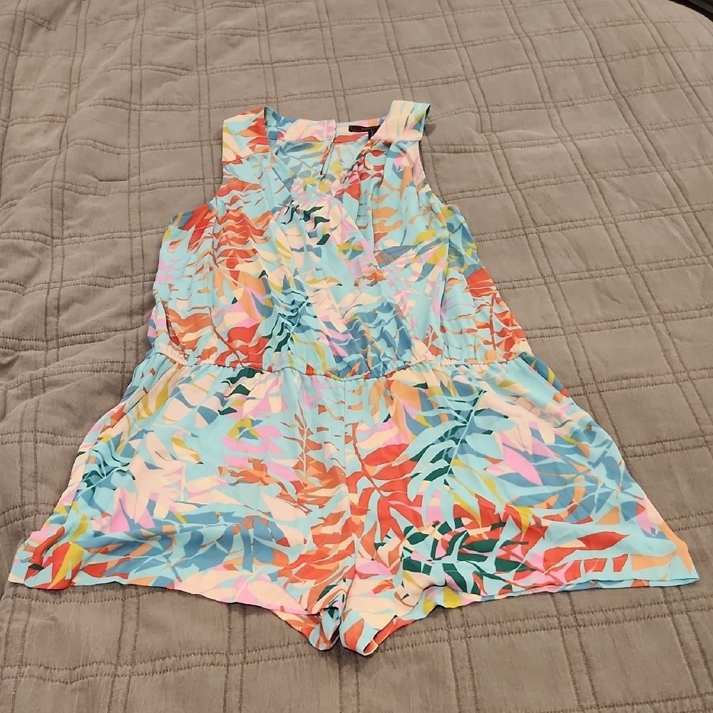 BCBGMaxAzria Multicolor Leaf Print Romper Size L!